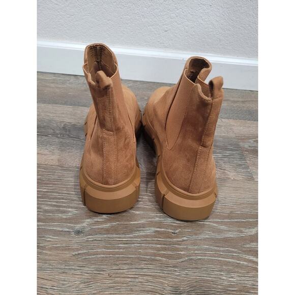BP Women's Chelsea Boots‎ size 10 Faux Suede Slip On Shoes #3 - Picture 5 of 7